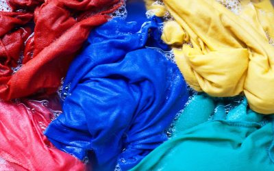 Teñido profesional de prendas en Bogotá con resultados confiables